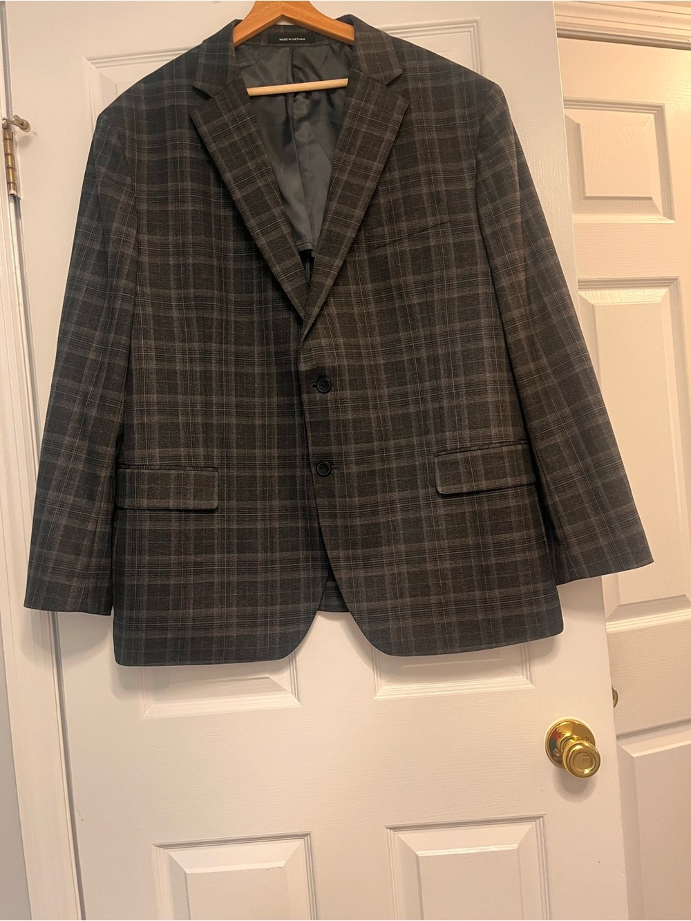 Men's Gray Plaid Two-Button Blazer Kenneth Cole size 50R